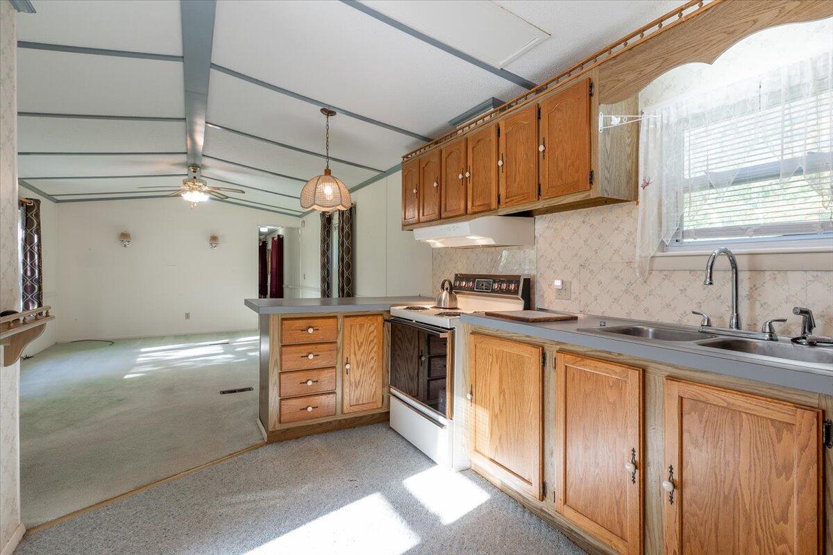 46 Cedar Drive Warren, ME 04864 - Photo 8 of 53 05-46 Cedar Dr-5