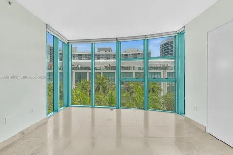 $5,800 | 6000 Indian Creek Drive, Unit 6A, Miami Beach, FL 33140