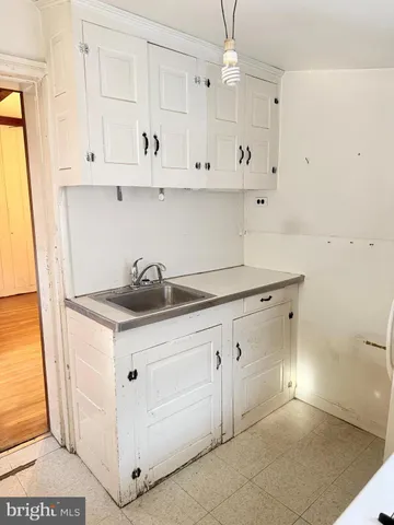 $185,000 | 2318 North Market Street, Wilmington, DE 19802