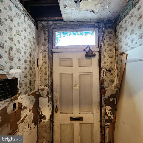 $185,000 | 2318 North Market Street, Wilmington, DE 19802