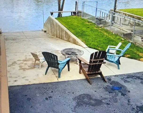 $2,250 | 3341 East 2059th Road, Ottawa, IL 61350