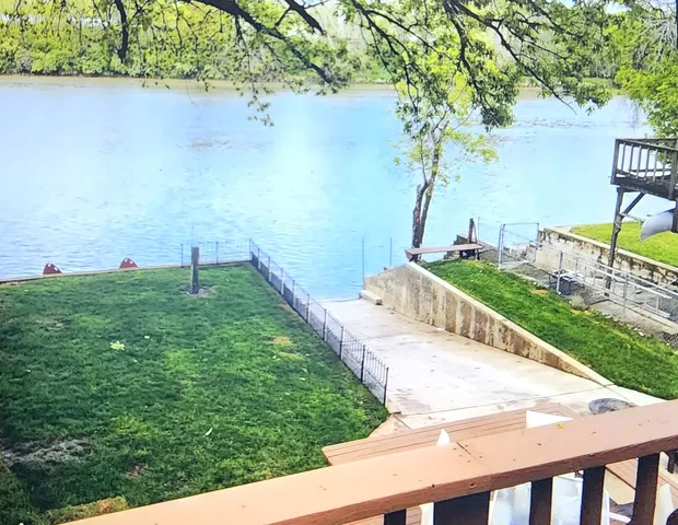 $2,250 | 3341 East 2059th Road, Ottawa, IL 61350