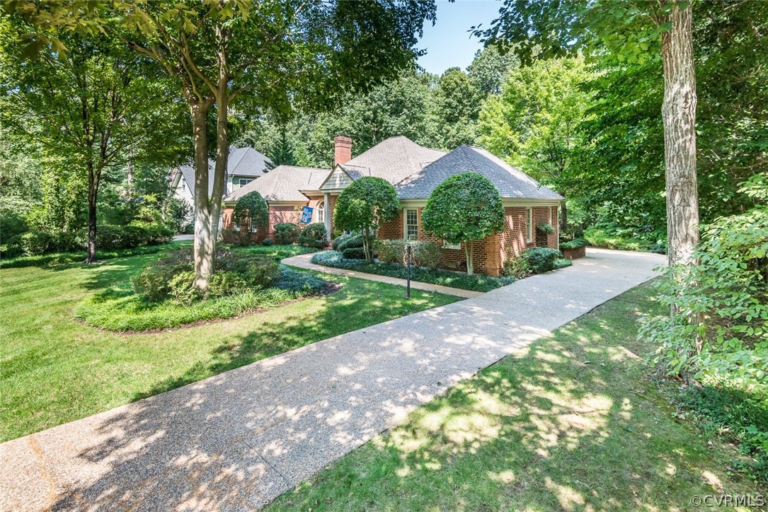 10218 Sioux Road Richmond, VA 23235 - Photo 3 of 39 Gallery Image 3