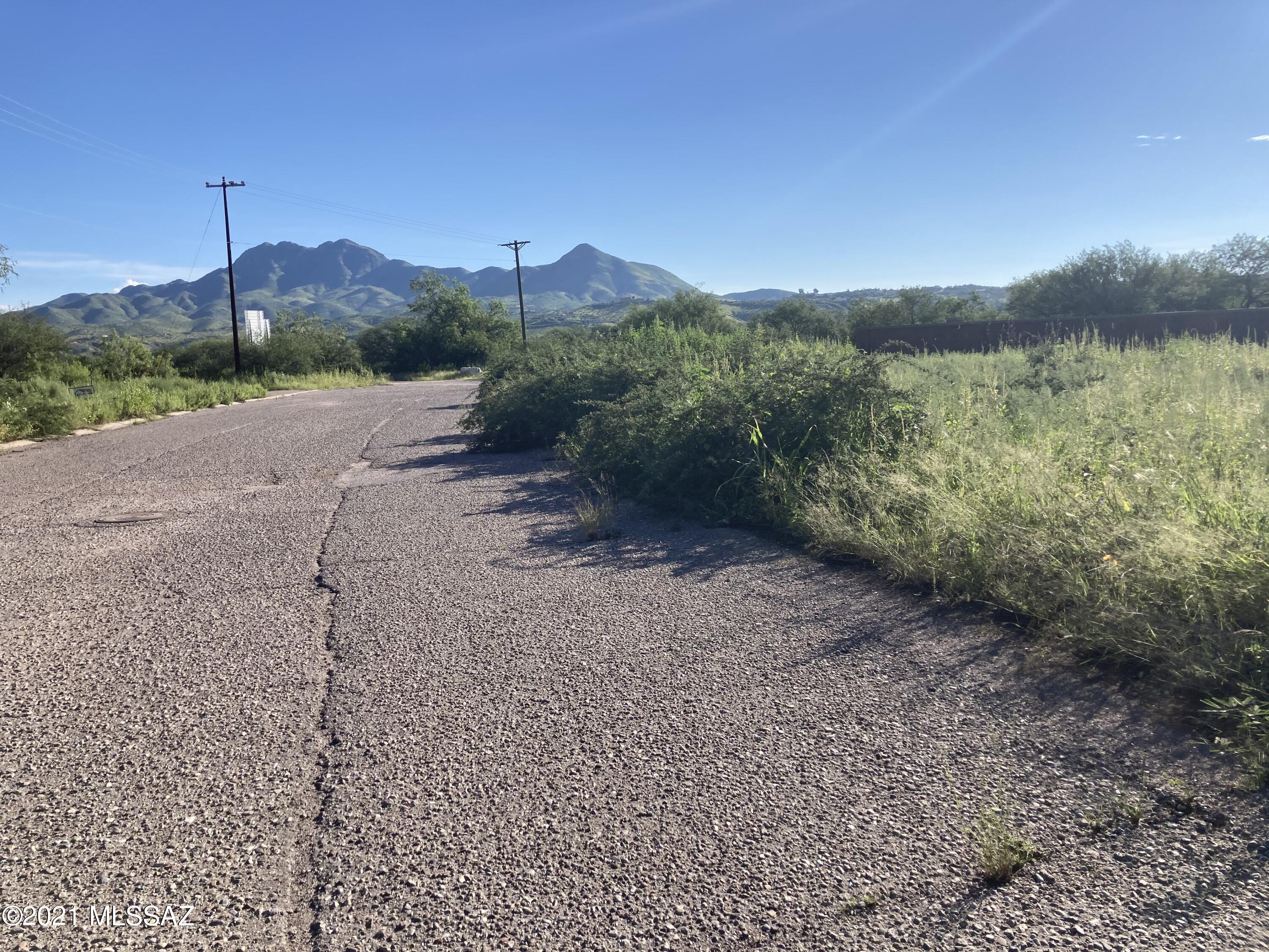 357 Planta Court, Unit 62 Rio Rico, AZ 85648 - Photo 4 of 5