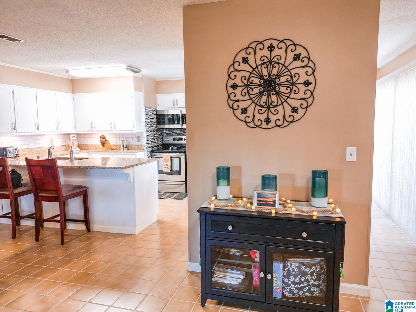 235 Coves Pointe Drive Riverside, AL 35135 - Photo 12 of 59