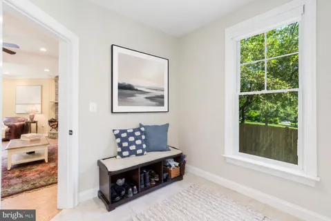 $2,100,000 | 5601 Vernon Place, Bethesda, MD 20817