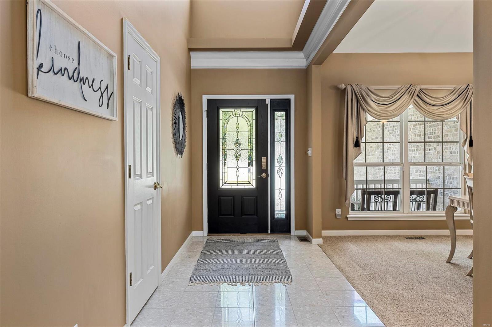 538 Castle Ridge Drive Ballwin, MO 63021 - Photo 12 of 76