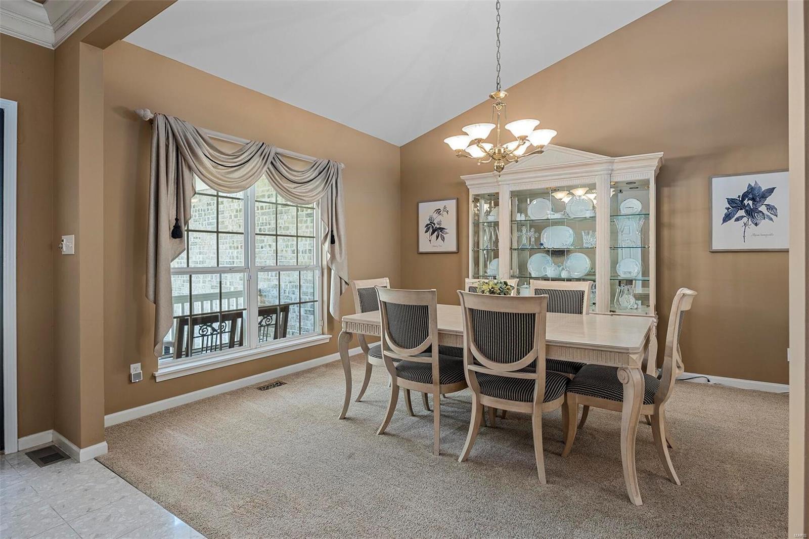 538 Castle Ridge Drive Ballwin, MO 63021 - Photo 13 of 76