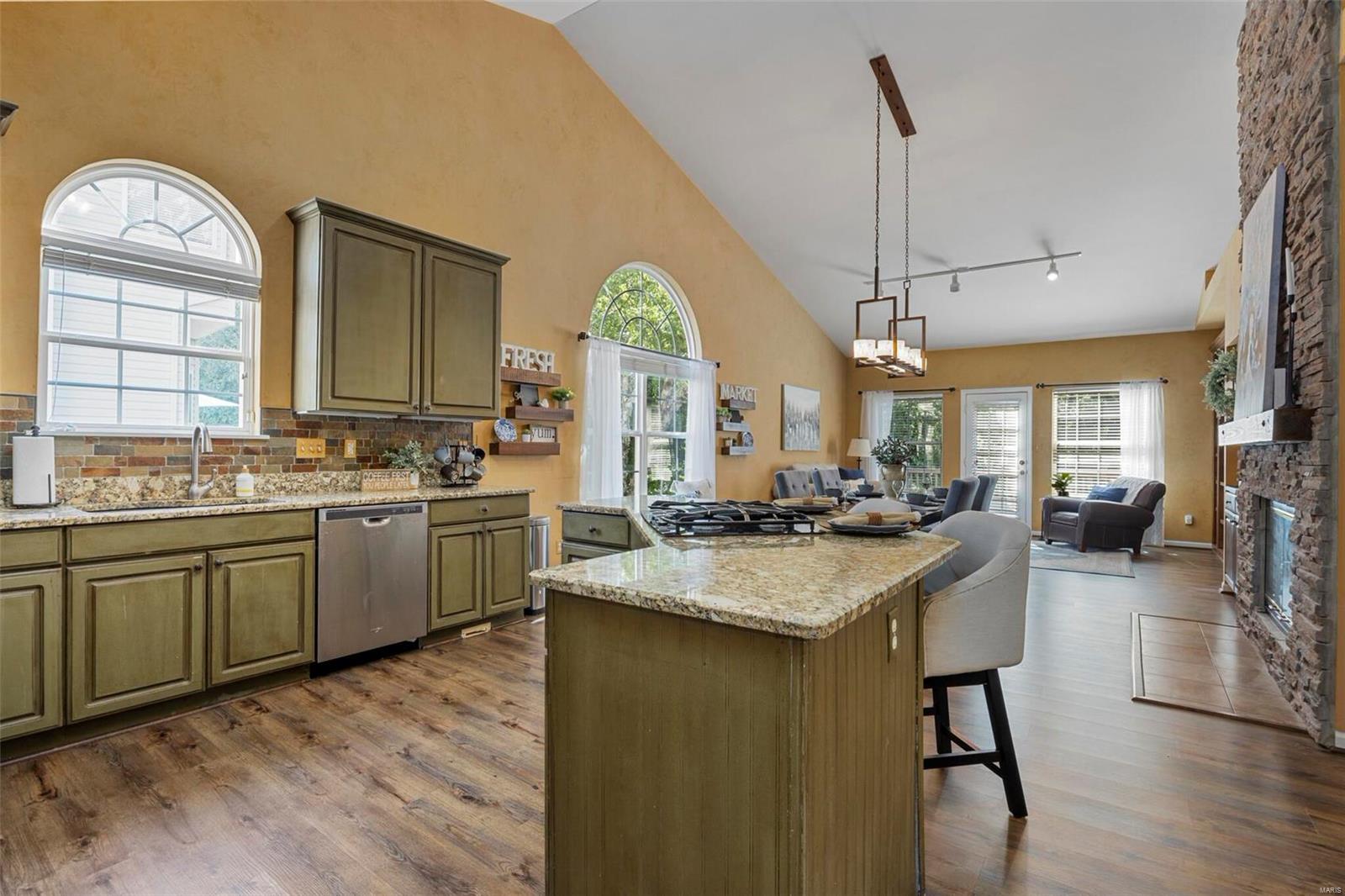 538 Castle Ridge Drive Ballwin, MO 63021 - Photo 29 of 76