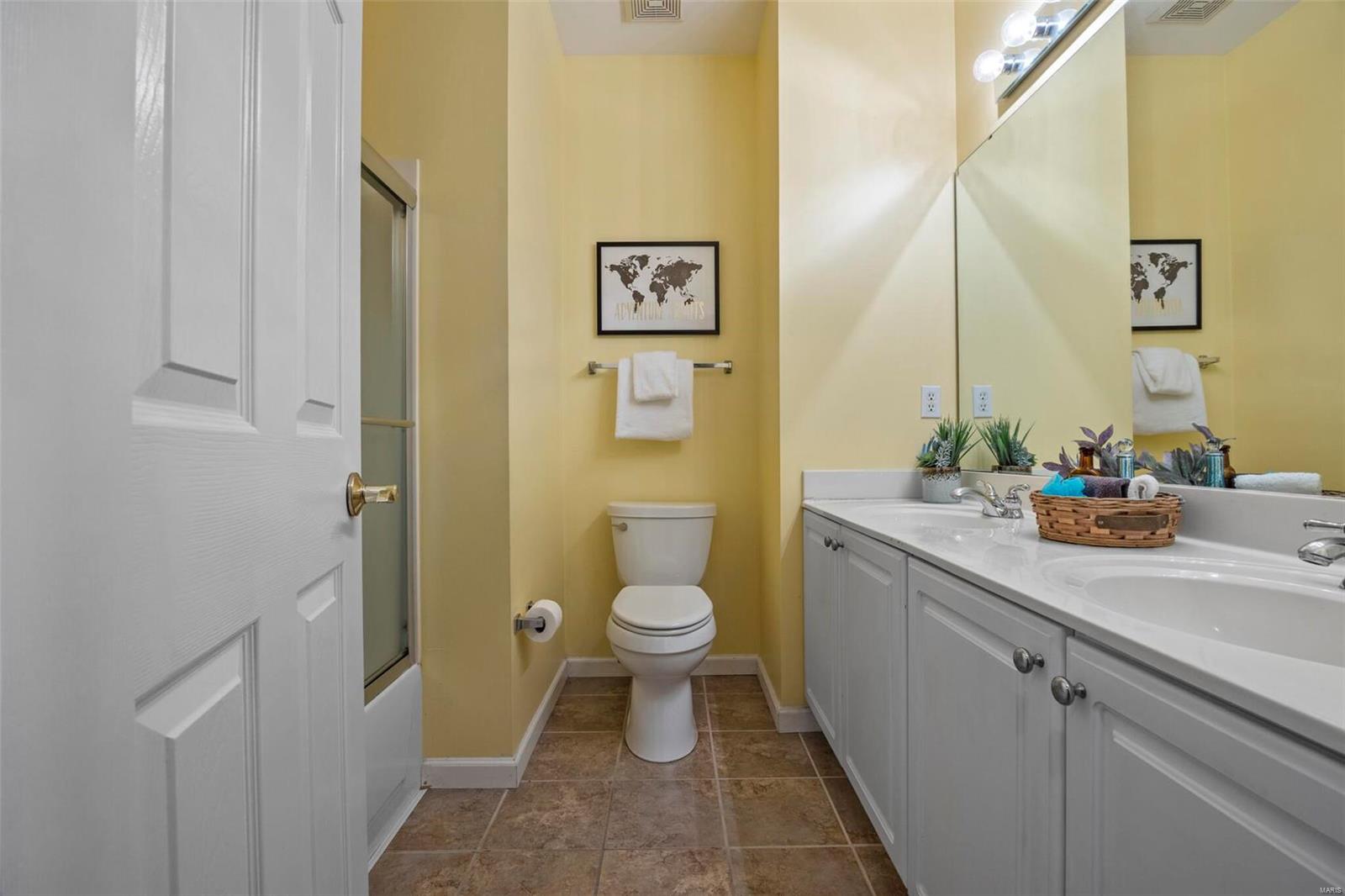 538 Castle Ridge Drive Ballwin, MO 63021 - Photo 36 of 76