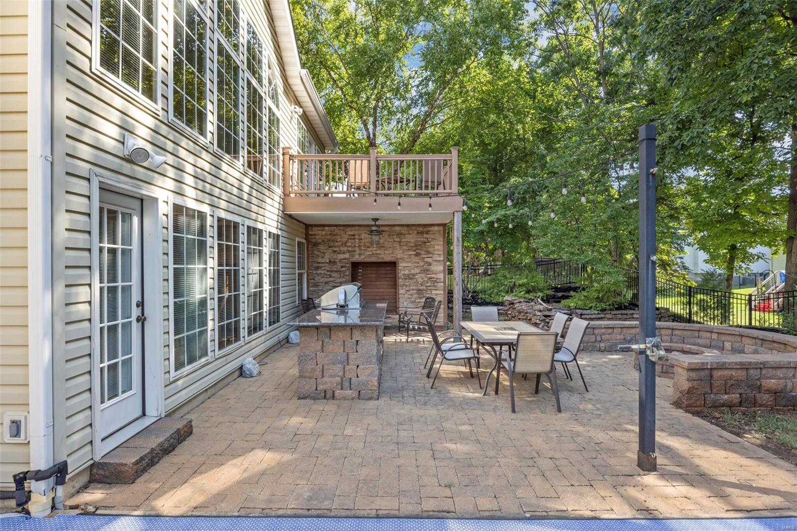 538 Castle Ridge Drive Ballwin, MO 63021 - Photo 8 of 76