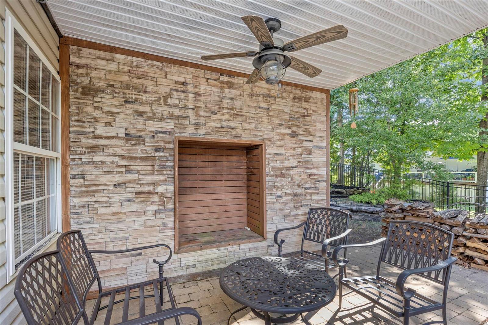 538 Castle Ridge Drive Ballwin, MO 63021 - Photo 10 of 76