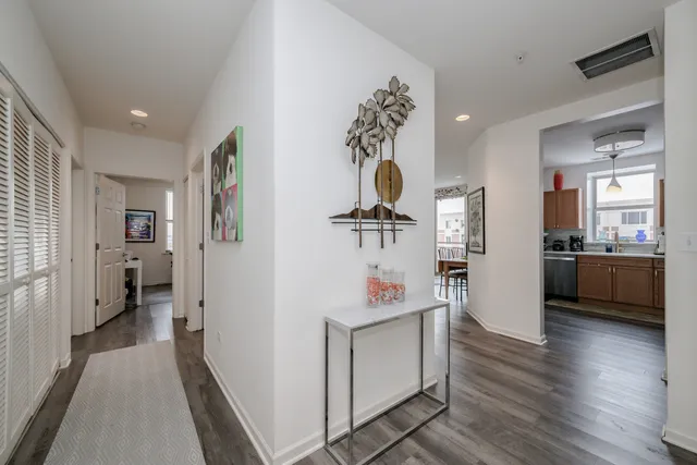 $334,900 | 1700 Riverwoods Drive, Unit 414, Melrose Park, IL 60160