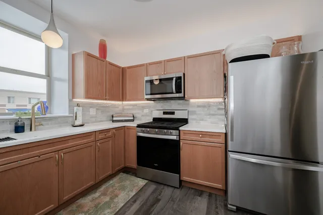 $334,900 | 1700 Riverwoods Drive, Unit 414, Melrose Park, IL 60160