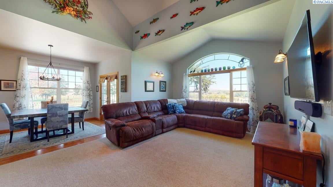 90544 West Hess Road Prosser, WA 99350 - Photo 16 of 50 Gallery Image 16