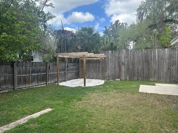 $2,250 | 408 Northeast 12th Avenue, Ocala, FL 34470