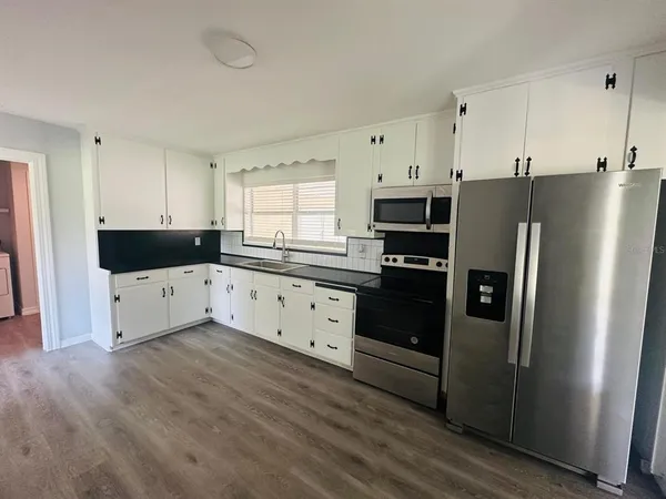 $2,250 | 408 Northeast 12th Avenue, Ocala, FL 34470