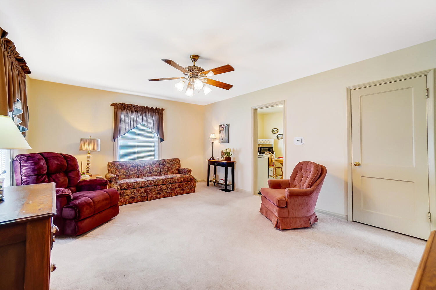 1406 Amherst Road Springfield, OH 45504 - Photo 9 of 37 Gallery Image 9