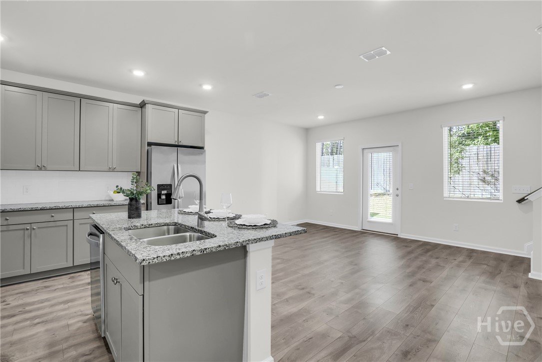 160 Benelli Drive Pooler, GA 31322 - Photo 3 of 36