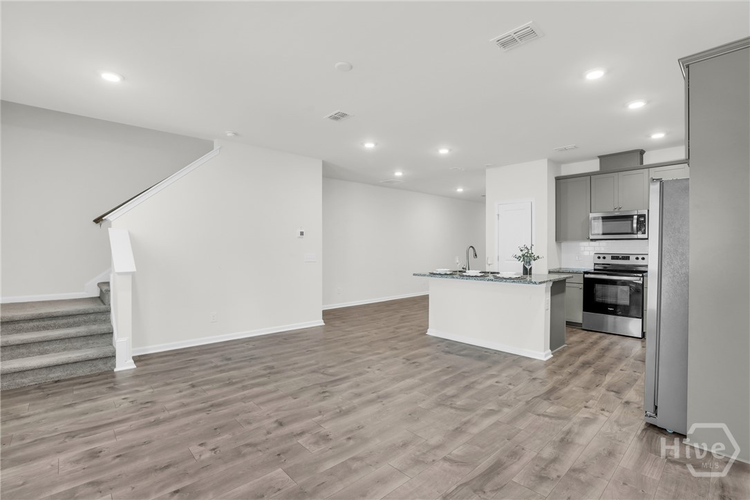 160 Benelli Drive Pooler, GA 31322 - Photo 6 of 36