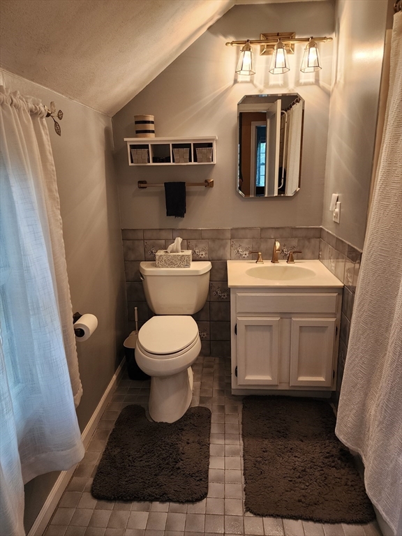 235 Chalmers Street Springfield, MA 01118 - Photo 21 of 29