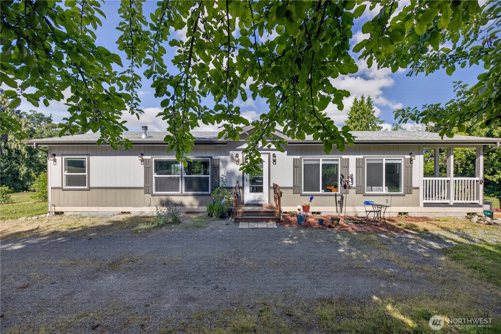 3973 Francis Road Mount Vernon, WA 98273 - Photo 1 of 35