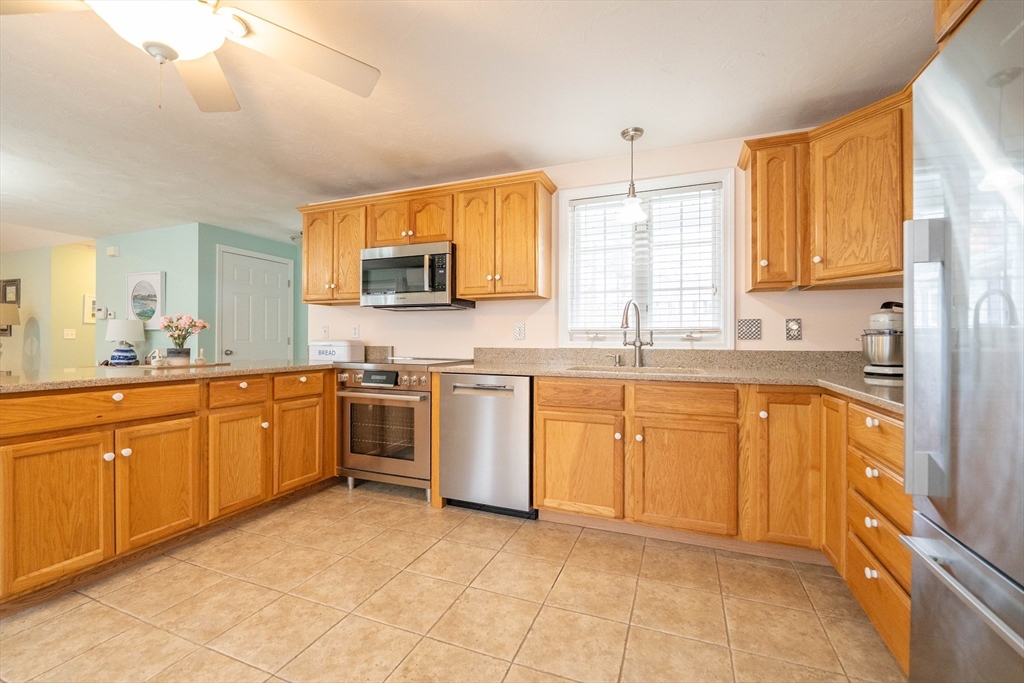 3 Lynne Road Wareham, MA 02571 - Photo 18 of 38