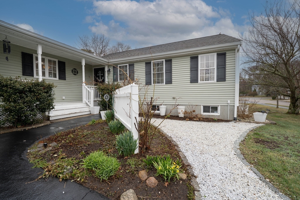 3 Lynne Road Wareham, MA 02571 - Photo 35 of 38