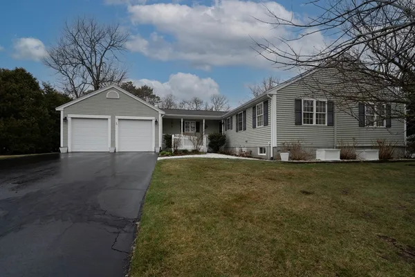 $629,900 | 3 Lynne Road, Wareham, MA 02571
