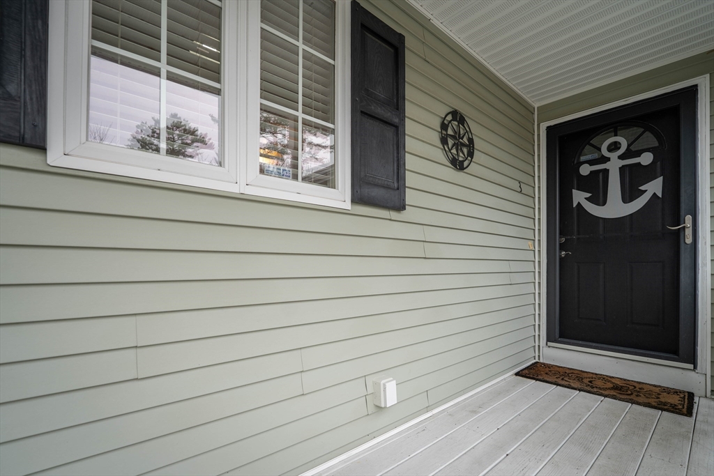 3 Lynne Road Wareham, MA 02571 - Photo 4 of 38