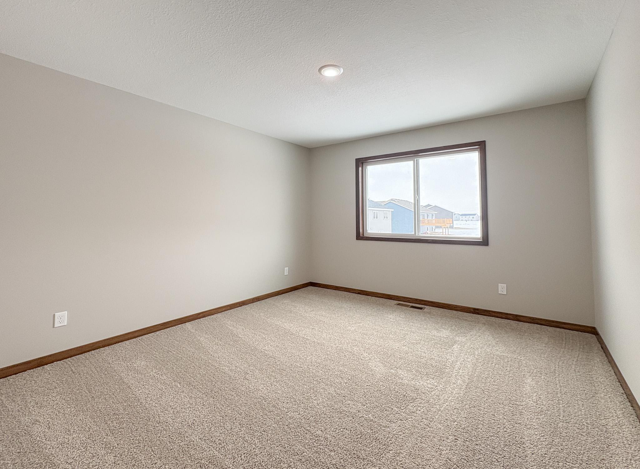 15588 100th Avenue Milaca, MN 56353 - Photo 11 of 16