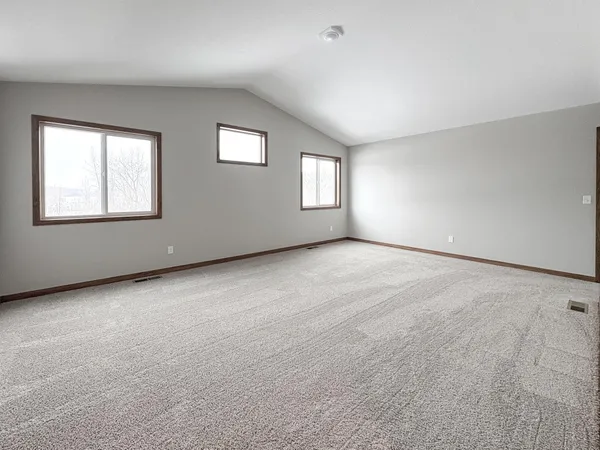 $415,000 | 15588 100th Avenue, Milaca, MN 56353