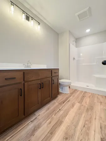 $415,000 | 15588 100th Avenue, Milaca, MN 56353