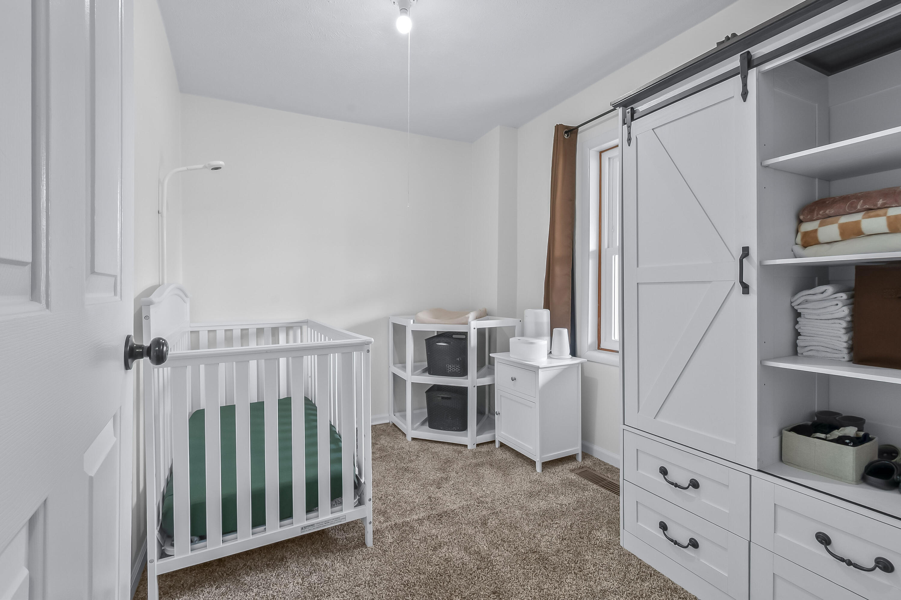 720 Hall Street Eaton Rapids, MI 48827 - Photo 13 of 33 IMG_8365