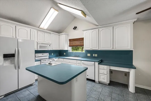 $379,000 | 4132 Avenue Q 1/2, Santa Fe, TX 77510