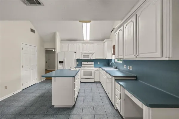 $379,000 | 4132 Avenue Q 1/2, Santa Fe, TX 77510