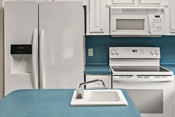 $379,000 | 4132 Avenue Q 1/2, Santa Fe, TX 77510