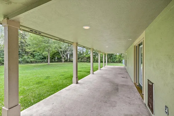 $379,000 | 4132 Avenue Q 1/2, Santa Fe, TX 77510