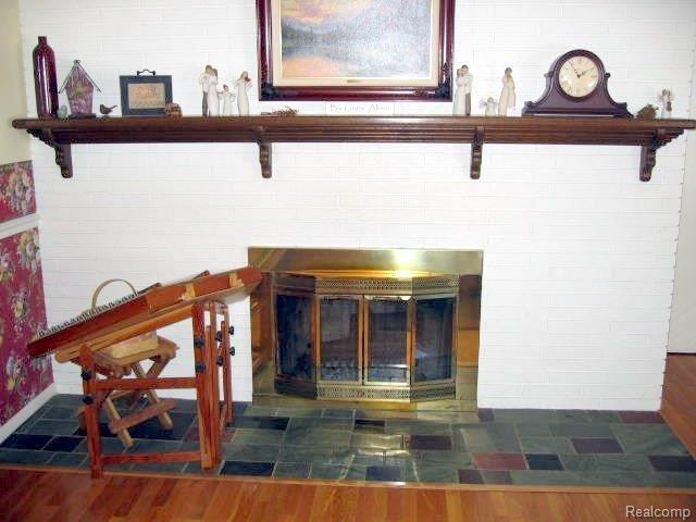 3702 North Road North Street, MI 48049 - Photo 4 of 20 LIV. RM. II