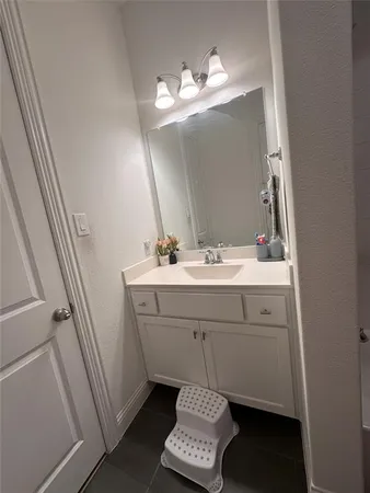 $2,500 | 7032 Mapleshade Way, Little Elm, TX 76227