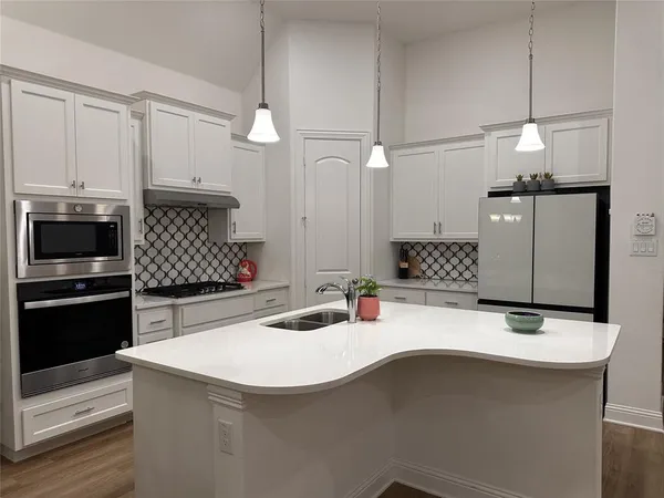 $2,500 | 7032 Mapleshade Way, Little Elm, TX 76227