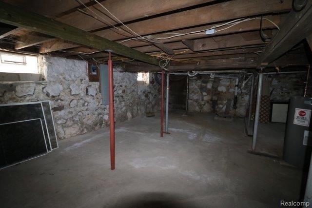 2705 East Newark Road Lapeer, MI 48446 - Photo 20 of 31 IMG_4344.jpg