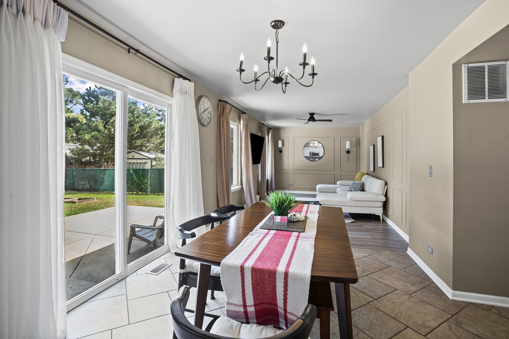 128 Sycamore Avenue Streamwood, IL 60107 - Photo 6 of 16