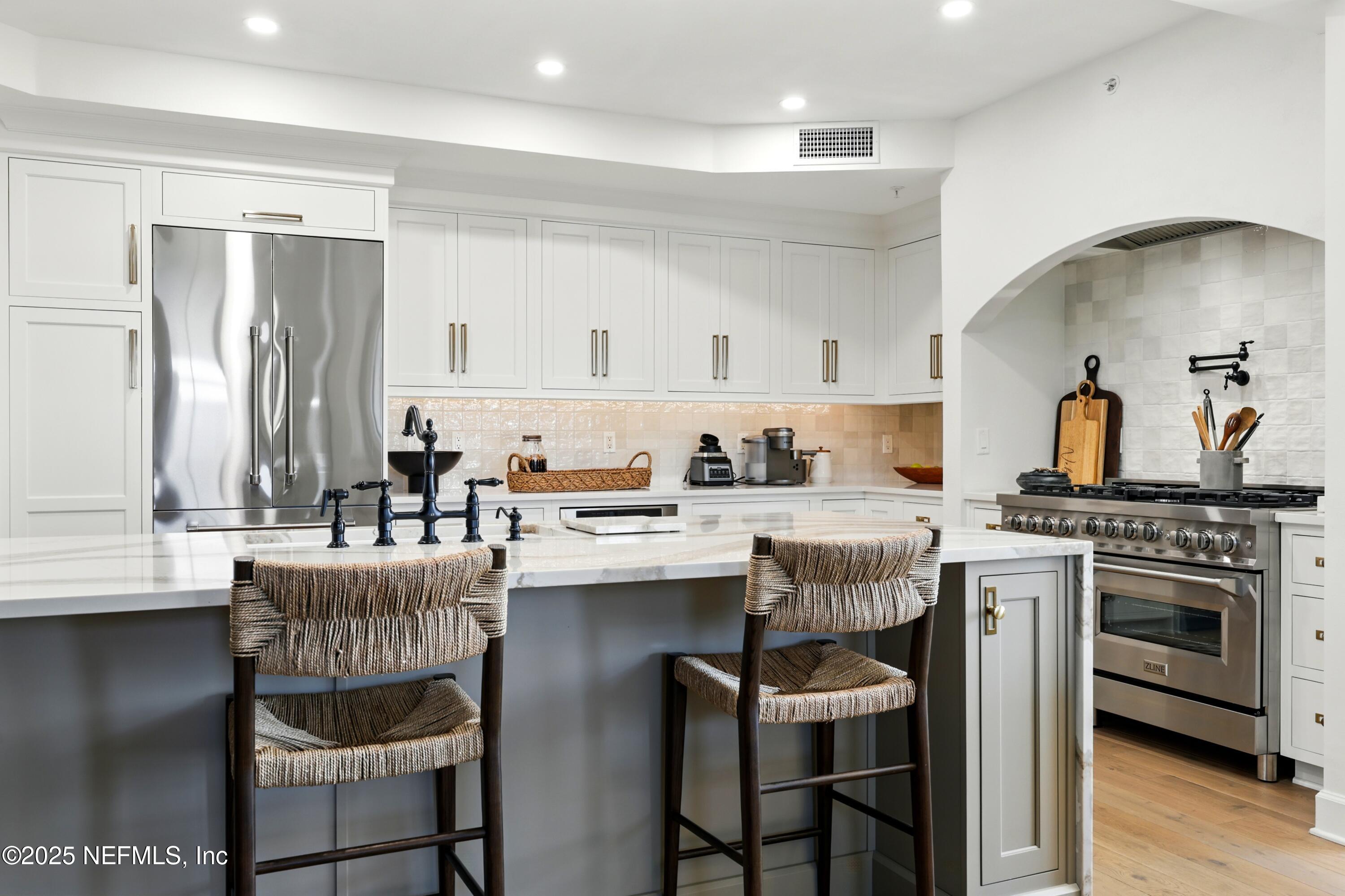 3958 Baymeadows Road, Unit 1602 Jacksonville, FL 32217 - Photo 24 of 89 Large Kitchen