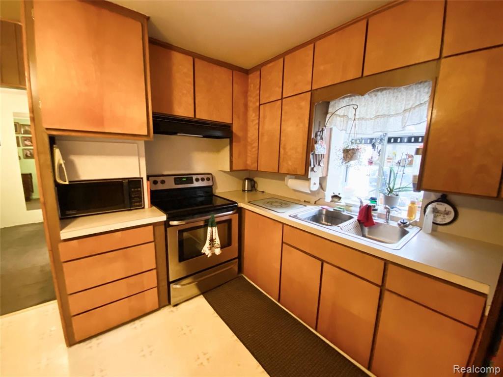 49711 Donner Road Chesterfield, MI 48047 - Photo 12 of 27