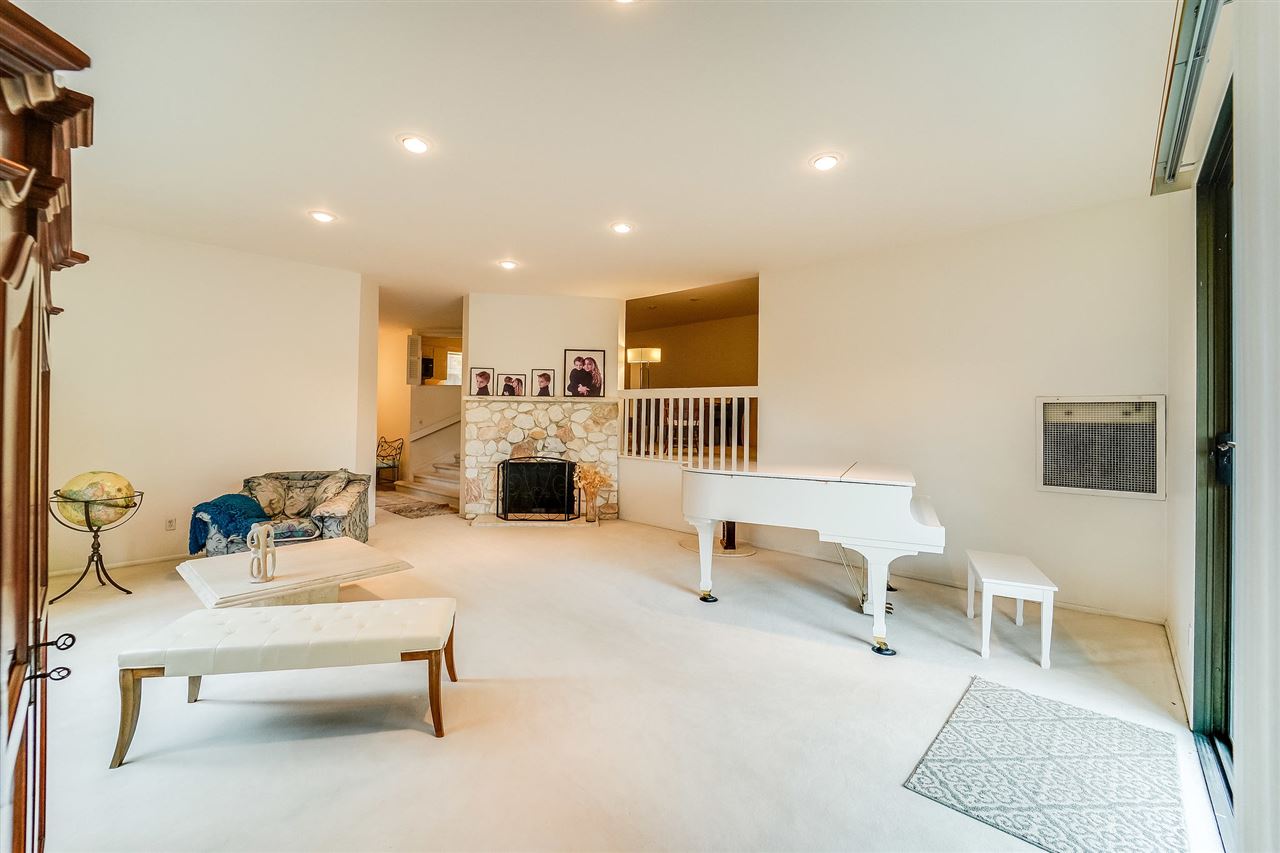 70 Harbor Key Road Secaucus, NJ 07094 - Photo 13 of 15 a living room with furniture and a wooden floor