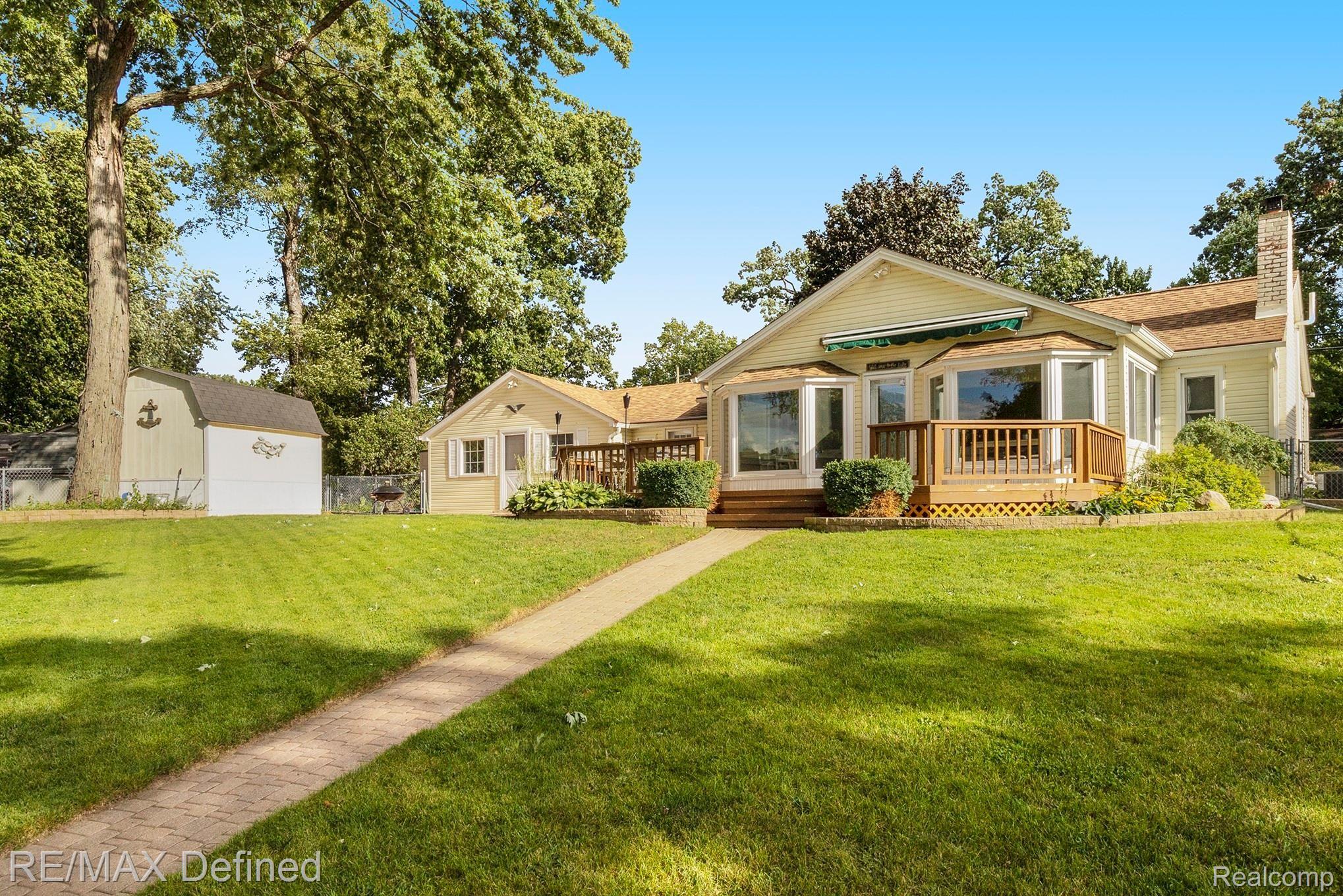 6928 Hatchery Road Waterford, MI 48327 - Photo 19 of 22 19.jpg