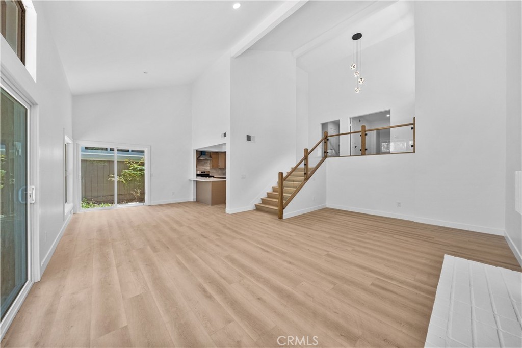 33 Rainbow Irvine, CA 92603 - Photo 8 of 45