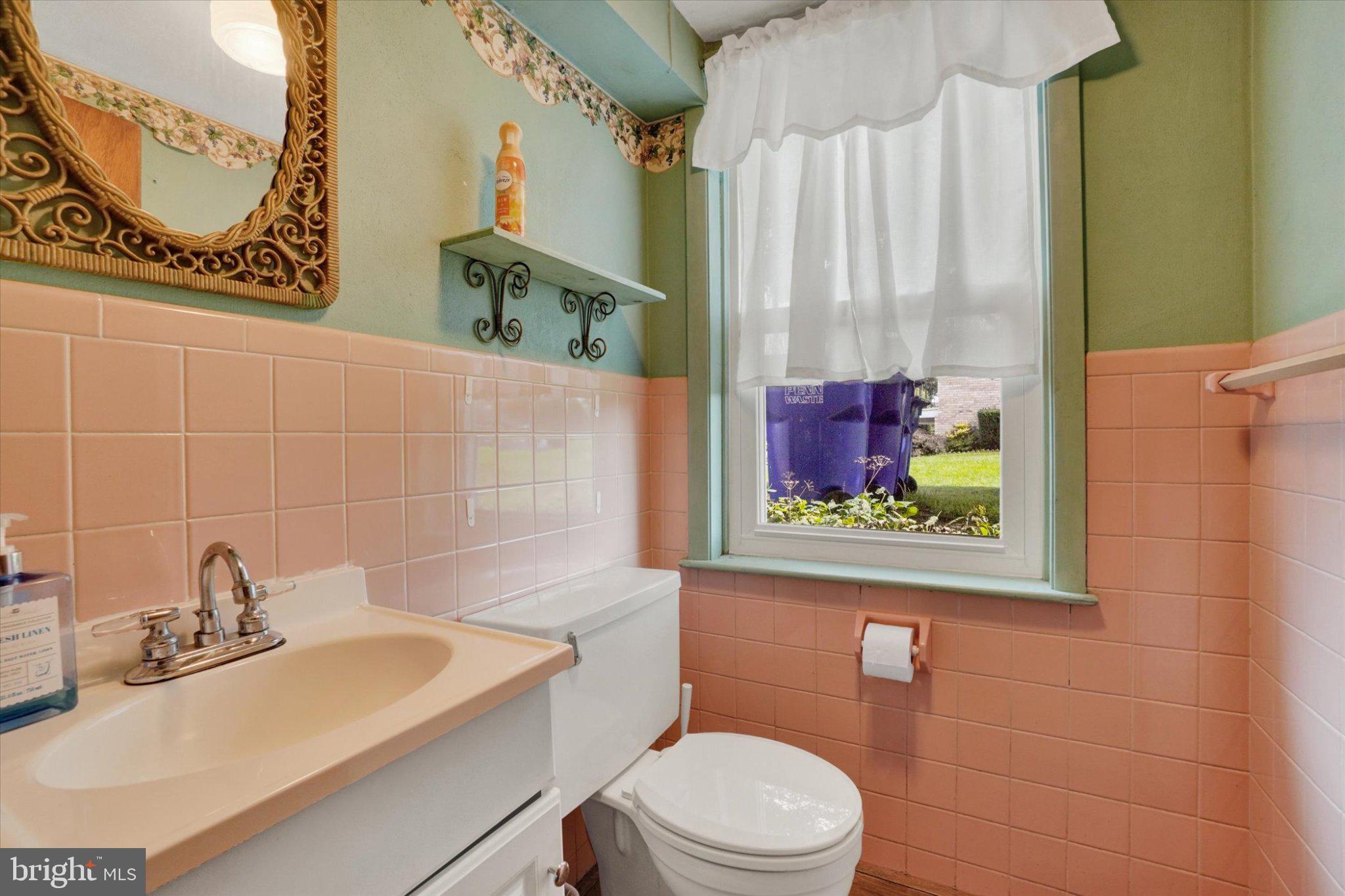 3310 Edenbridge Road York, PA 17402 - Photo 11 of 26 Gallery Image 11