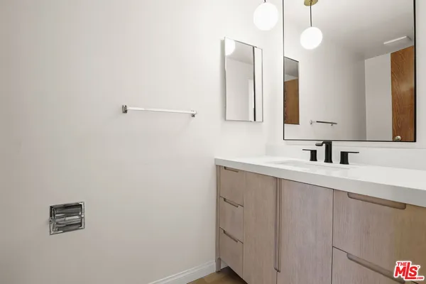 $10,586 | 1340 El Hito Circle, Pacific Palisades, CA 90272
